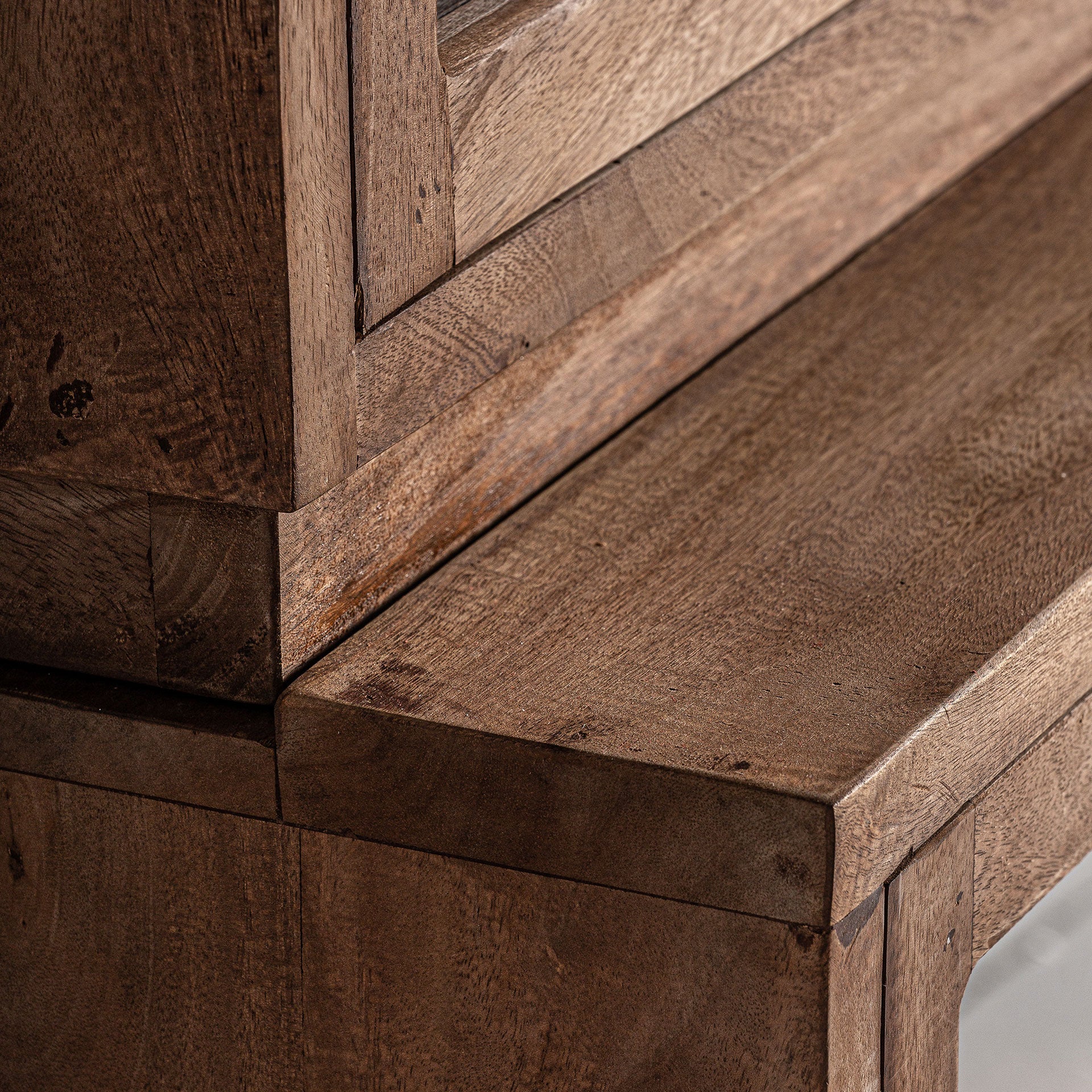 JEKYE GLASS CABINET